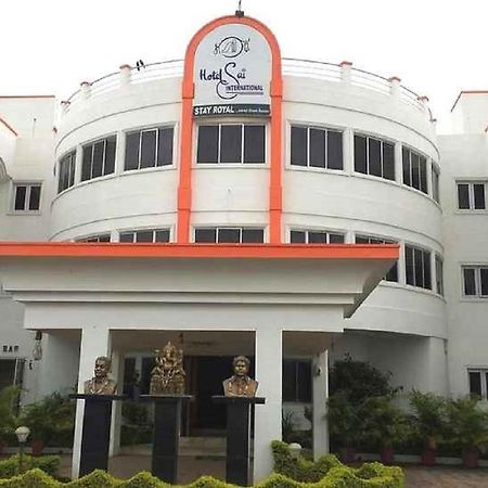 Hotel Sai International Rayagada Bagian luar foto