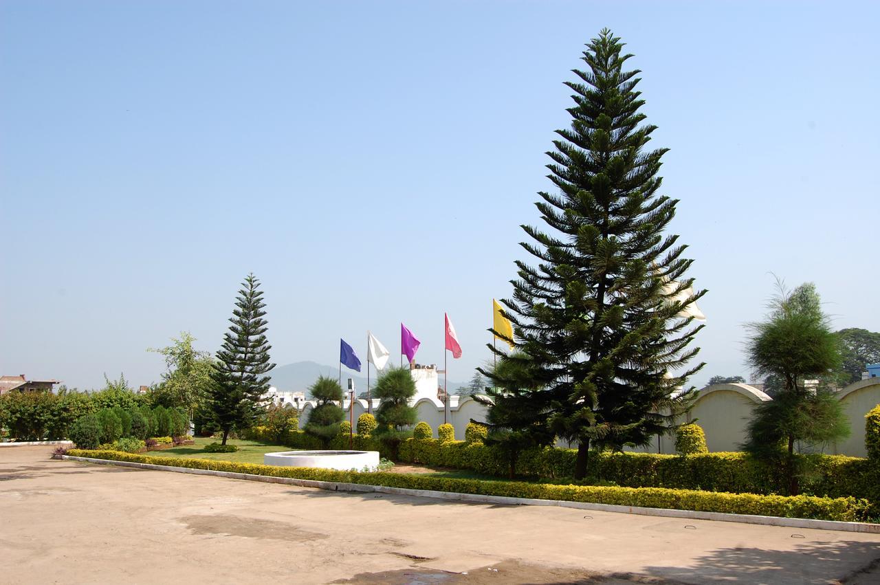 Hotel Sai International Rayagada Bagian luar foto